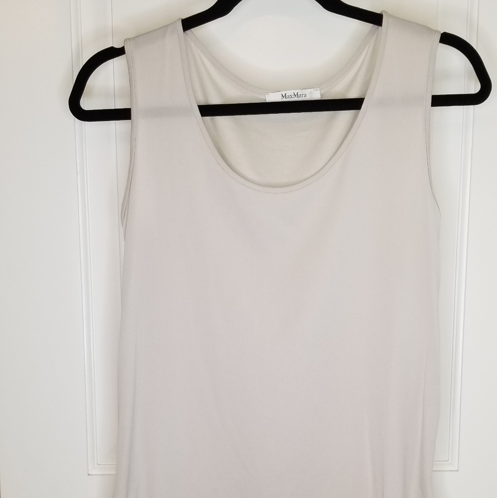Classic Flowy Max Mara Light Gray Silk and Viscose Tank Designer Blouse Small